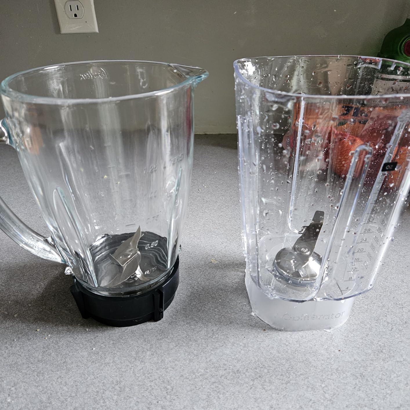 Chefman Obliterator 48 oz Countertop Blender for Smoothies, 1380W Motor customer photo 2