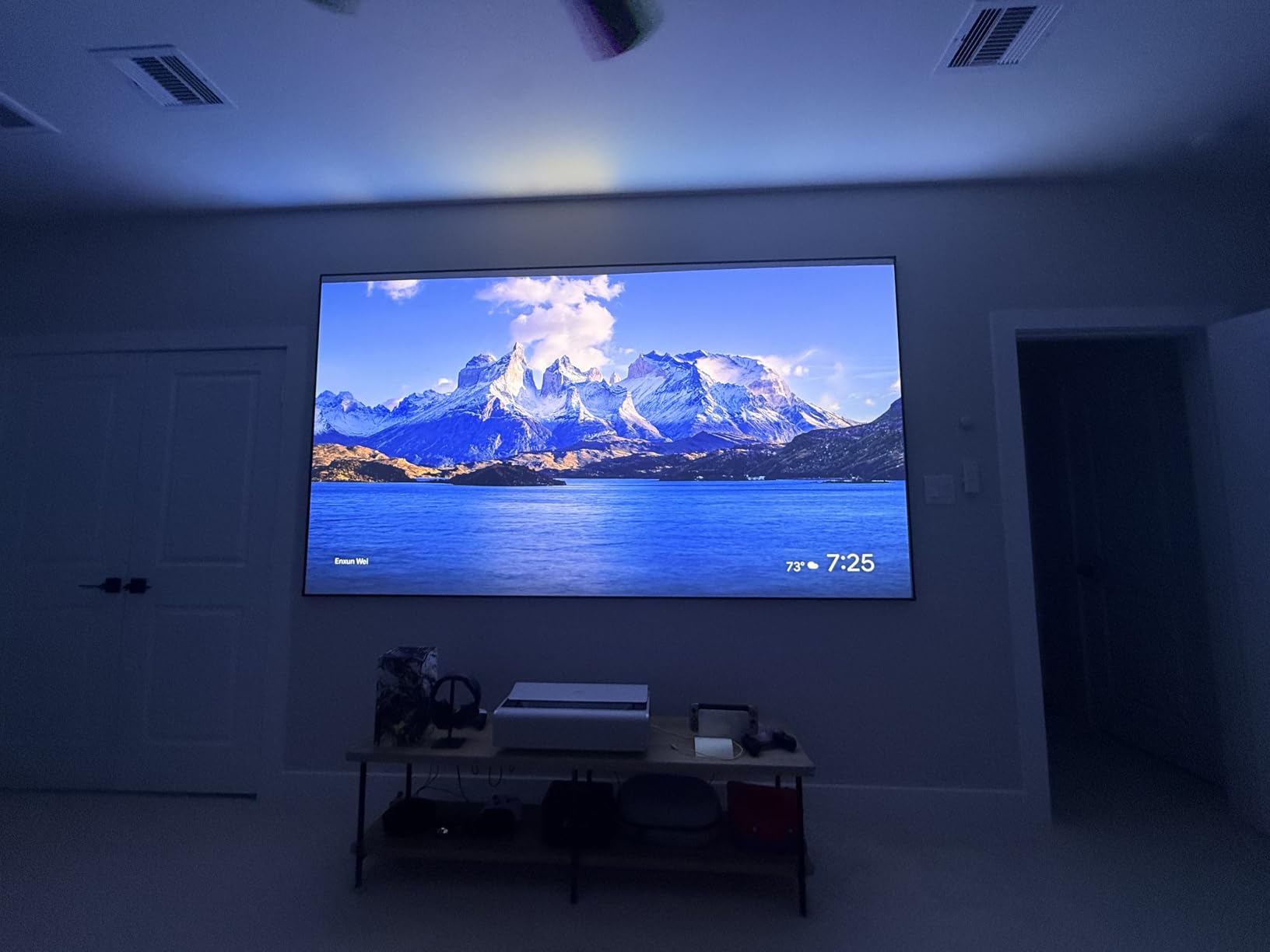 XGIMI AURA Ultra Short Throw 4K Laser Projector, 2300 ISO lumens, Google TV | Dolby Vision, IMAX Enhanced, 1,000,000:1 Dynamic Contrast Ratio, 0.177:1 Throw Ratio, Harman Kardon AURA 2 GTV White customer photo 1