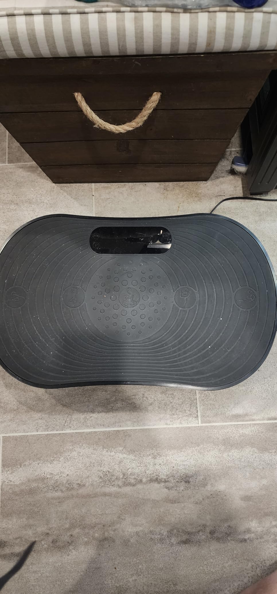 Merach V33 Pro Vibration Plate Exercise Machine with Touchscreen, 99 Speeds | Resistance Bands, Bluetooth, 350lbs Capacity, Vibration Platform for Lymphatic Drainage, Home Full Body Fitness Equipment customer photo 2