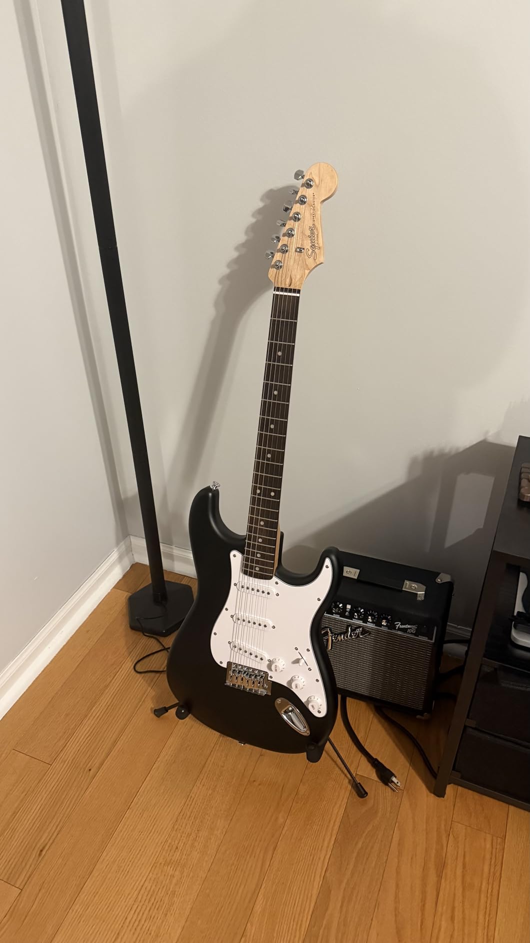 Fender Mini Stratocaster Beginner Electric Guitar Kit with Amp, Daphne Blue | Includes Frontman 10G amp, padded gig bag, strap, cable, tuner, picks, 2-year warranty, kids and adults customer photo 2