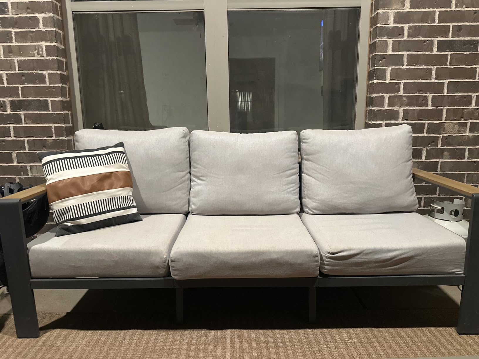 Aluminum Outdoor Patio Furniture Set with Coffee Table, 5 Piece Patio Conversation Sets, Outdoor Sectional Furniture for Porch, Balcony, Yard, Gray customer photo 2