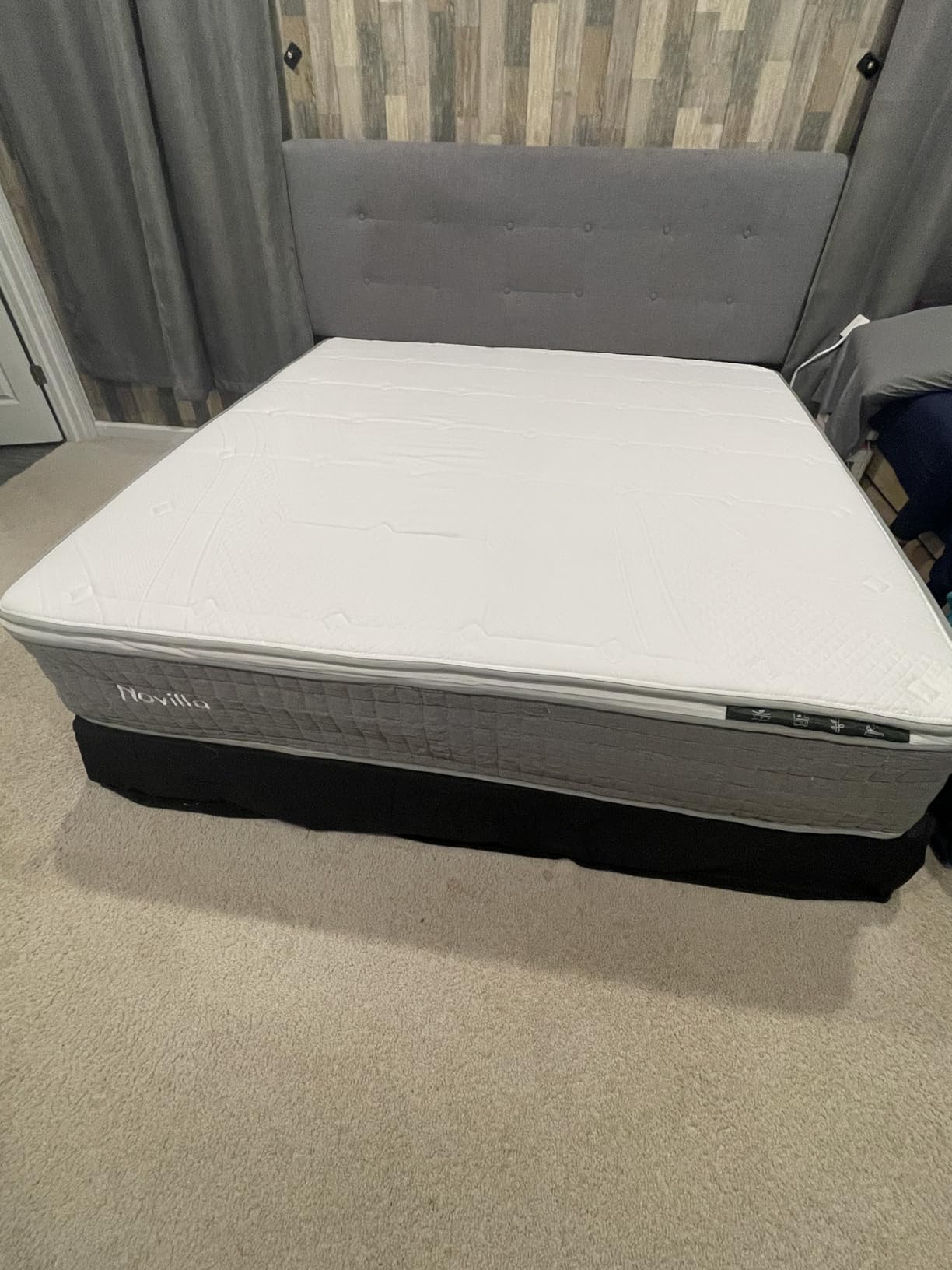Novilla 12 Inch Queen Mattress, Queen Size Hybrid Mattress | Cooling Gel Memory Foam, Pocketed Coils & Cool-Touch Nylon Cover for Motion Isolation & Edge Support CertiPUR-US Certified customer photo 2