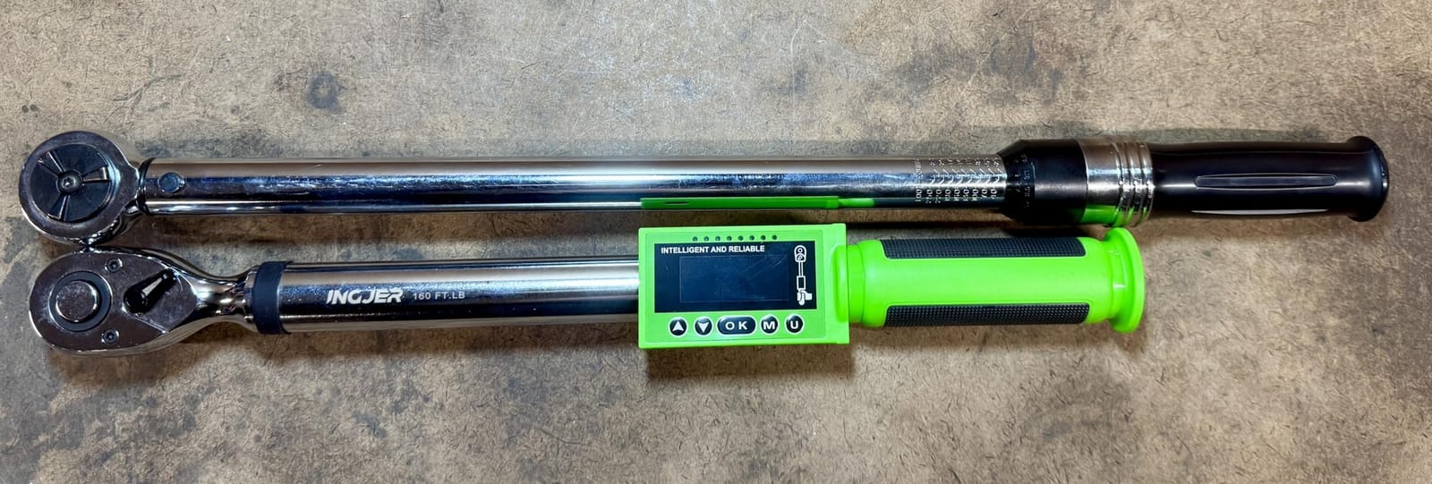 Electronic torque wrench, 1/2 Digital Torque Wrench 8-160FT-LB | 10-220N.M, Torque Range Accurate to 2%, Torque Wrench with Buzzer and LED Flash Notification for Bike/Motorcycle/Auto Repair customer photo 2