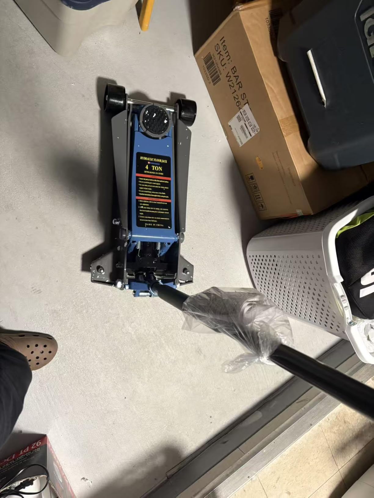 3 Ton Low Profile Floor Jack, 3.34