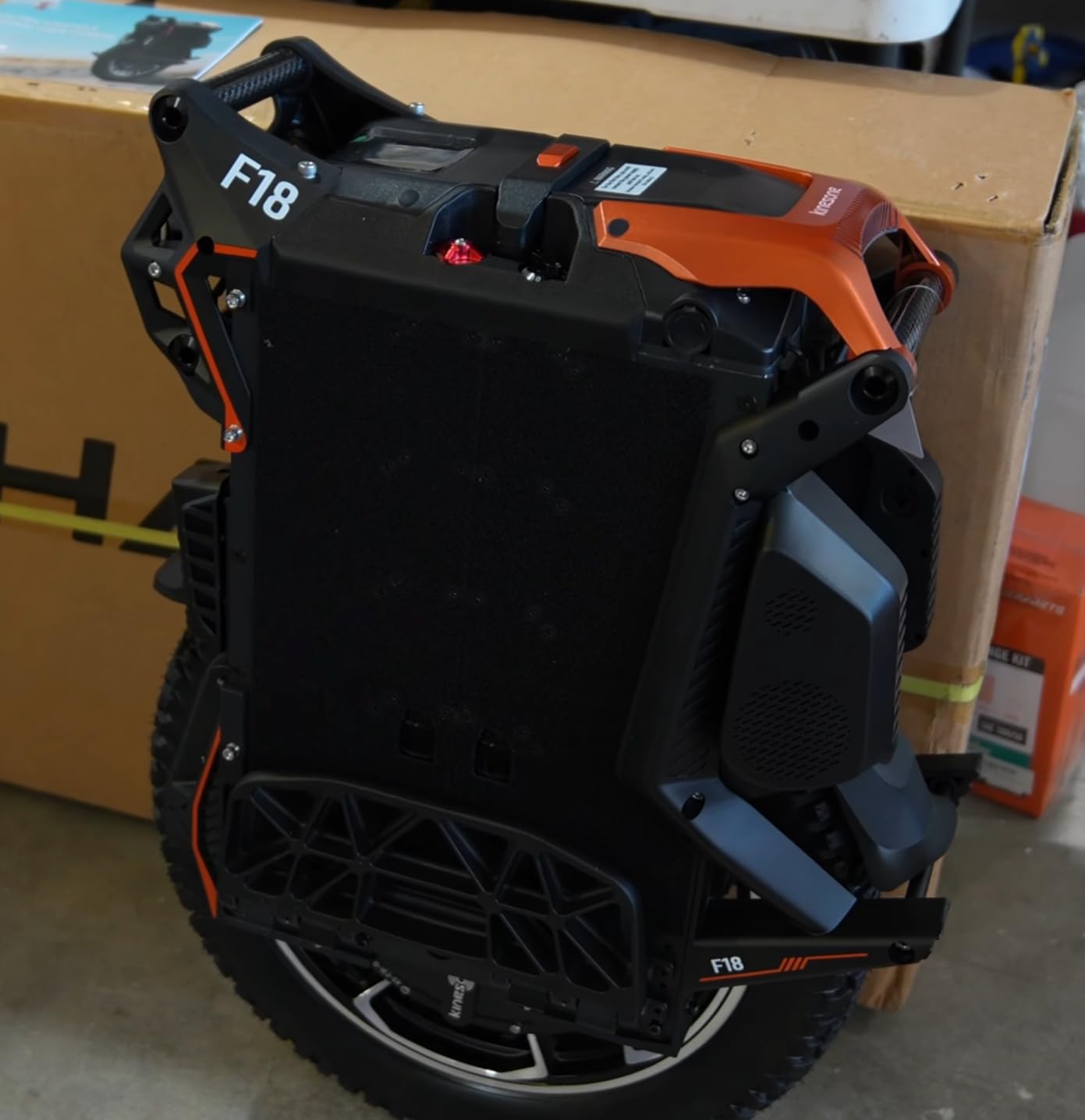 King Song F18 Electric Unicycle for Adults, 100mm Suspension EUC, 5000W Motor, Long Range All-Terrain Wheel for Off-Road & City Riding (UL2272) customer photo 2