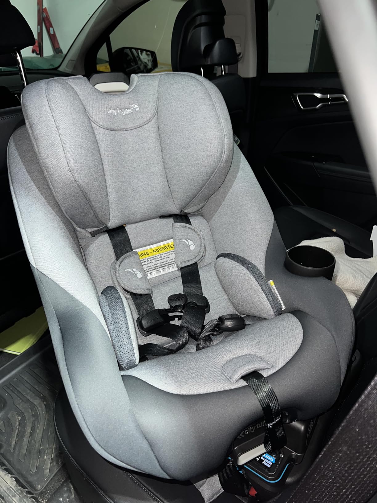 Baby Jogger City Turn Rotating Car Seat 180-Degree Turn, Lightweight Convertible Car Seat, Rear Facing to Forward Facing for Newborn to Toddlers, Coolmax Fabric, Onyx Black customer photo 1