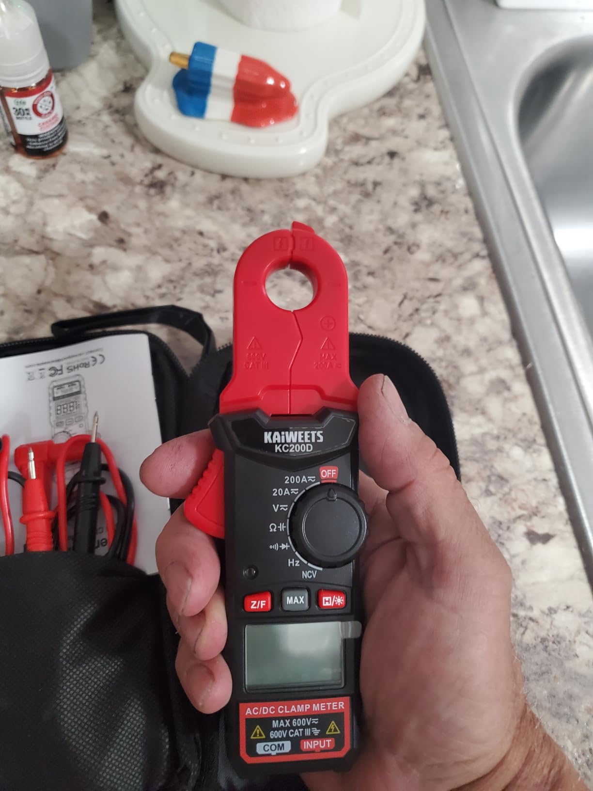 KAIWEETS Digital Clamp Meter, Portable Size, 2000 Counts, Measures High AC Current 400A, 600V AC/DC Voltage, Resistance, Continuity, Diode, Auto Ranging Multimeter, Voltage Tester, KC400 customer photo 2