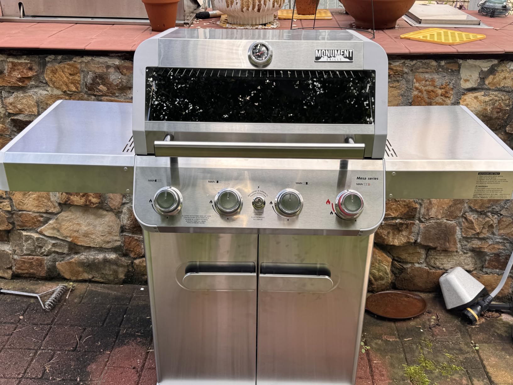 Monument Grills 4 Burner Propane Gas Grill, Stainless Steel Outdoor Patio Barbecue Grill, with Broil Zone Fast Heating, Knob Control, and Easy Cleanup, M410MBZ customer photo 1