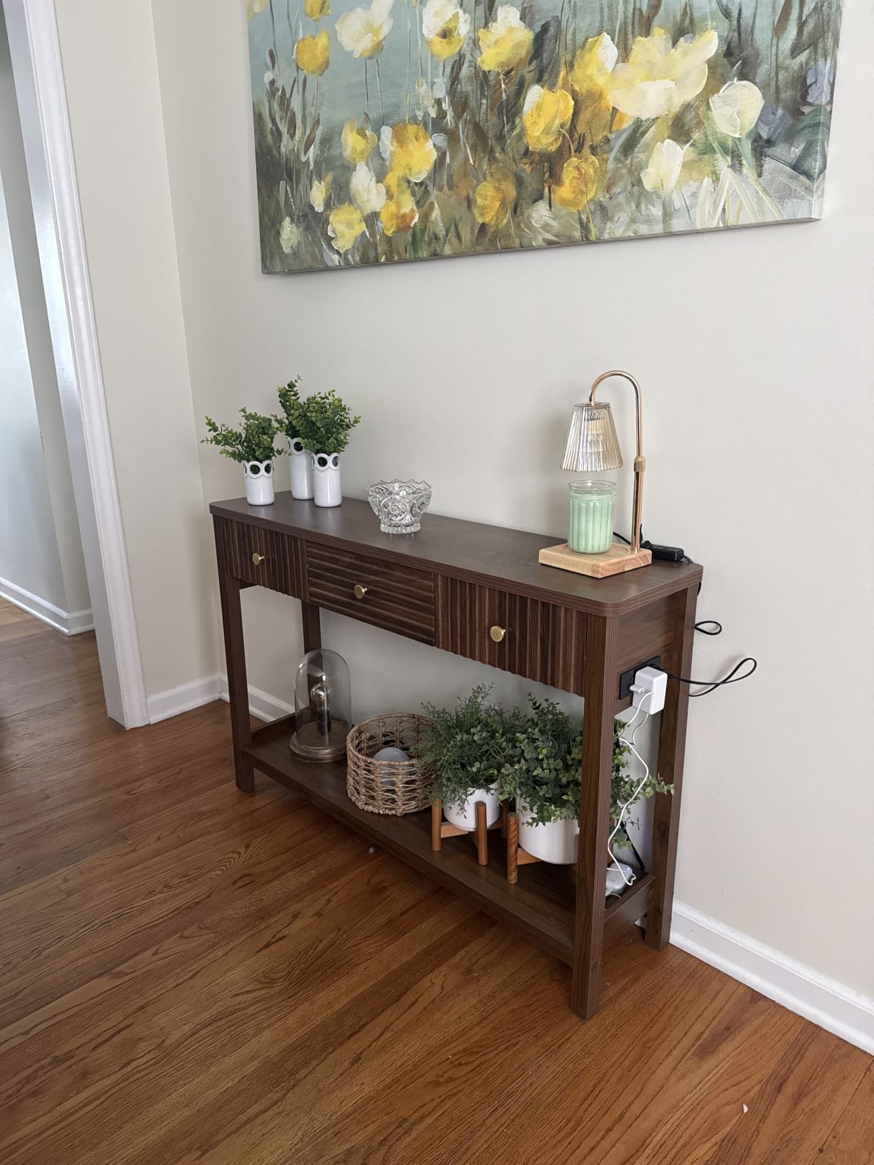 Decofy 47'' Fluted Console Table with Charging Station & 3 Drawers, Walnut | Mid Century Modern Sofa Table with Outlets and USB-C Port, Open Shelf, Entryway Table for Behind Couch, Hallway, Foyer customer photo 2