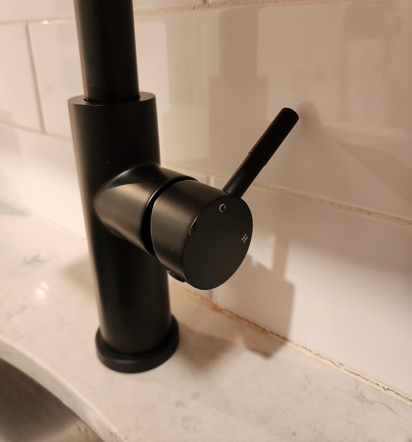 LUFEIDRA Pull-Down Kitchen Faucet with Soap Dispenser, Brushed Nickel, High-Arc Spring Design, 2 Spray Modes, SUS304 Body, Single-Handle Control, Deck Plate for 1- or 3-Hole Sinks customer photo 1