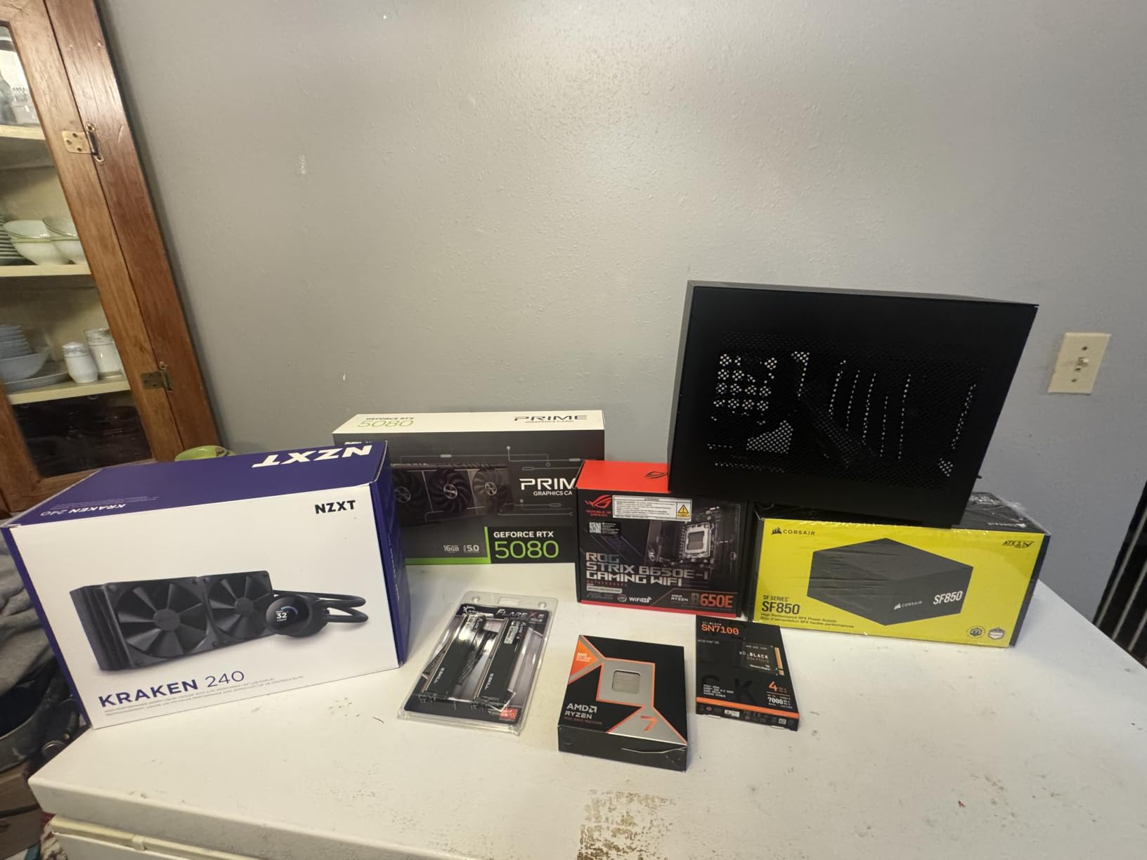 Lian Li A4-H2OX5 Mini-ITX Case - SFX Layout - PCIe 5.0 Riser - Black customer photo 1