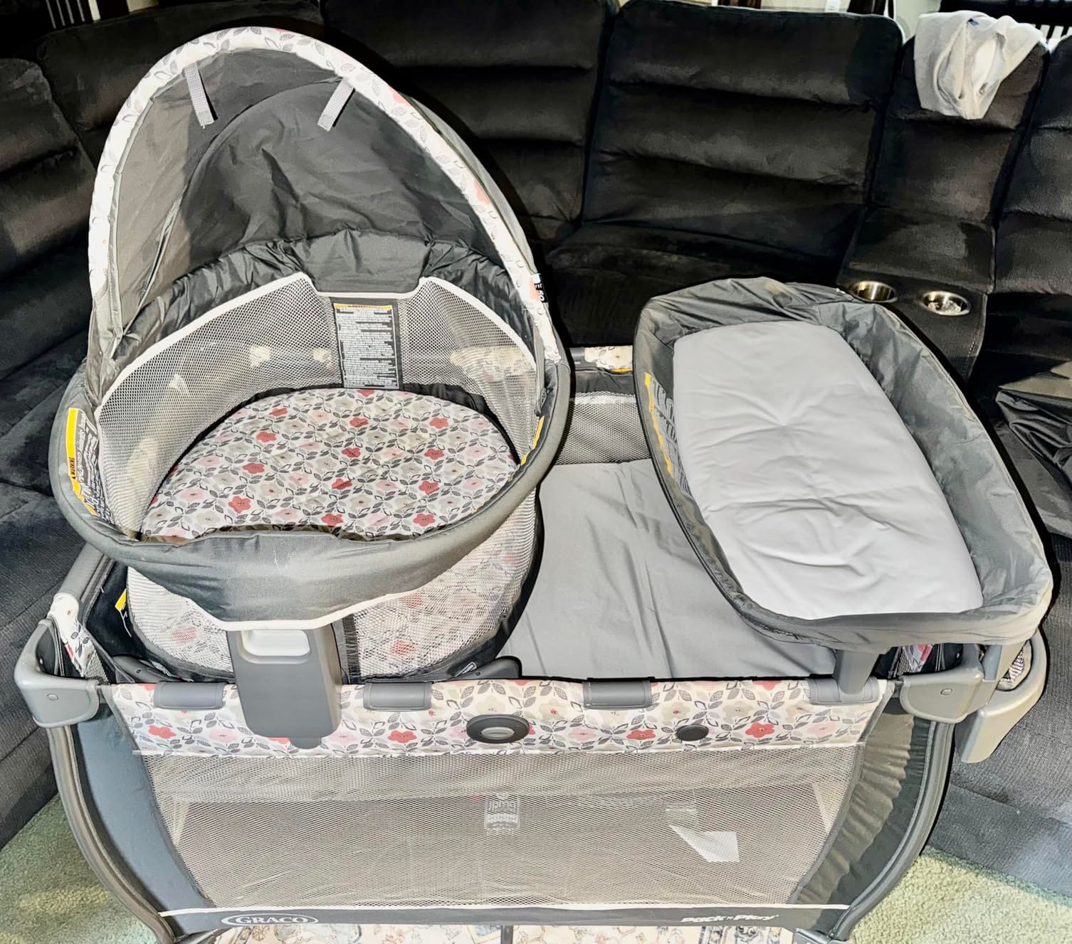 Graco Pack 'n Play Travel Dome Lux Playard, 4-in-1 Baby Playpen with Bassinet and UV 50 Canopy customer photo 1