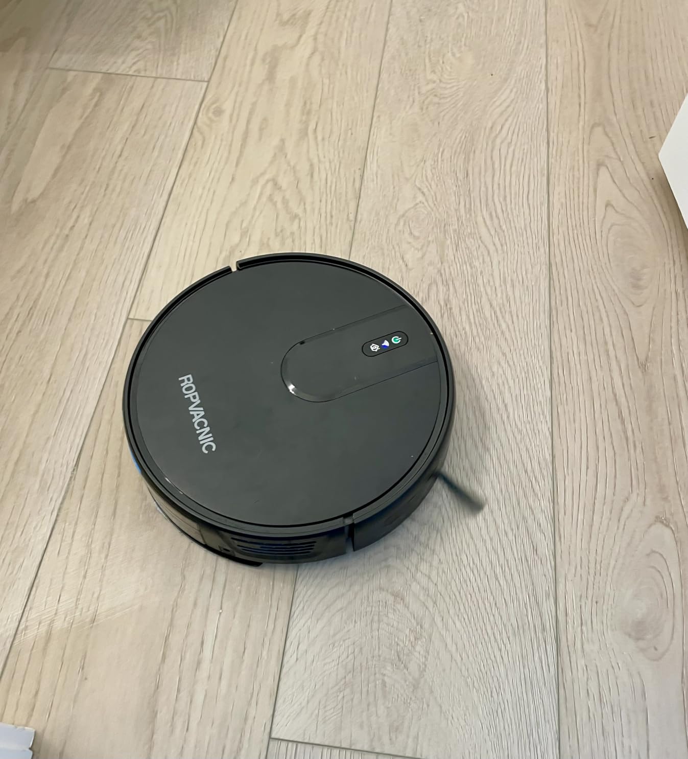 ROPVACNIC Robot Vacuum Cleaner Robot Vacuum and Mop Combo with 5200Pa Suction, Personalized Cleaning Adjustments, Self-Charging Robotic Vacuum Cleaner, Advanced Obstacle Avoidance customer photo 2