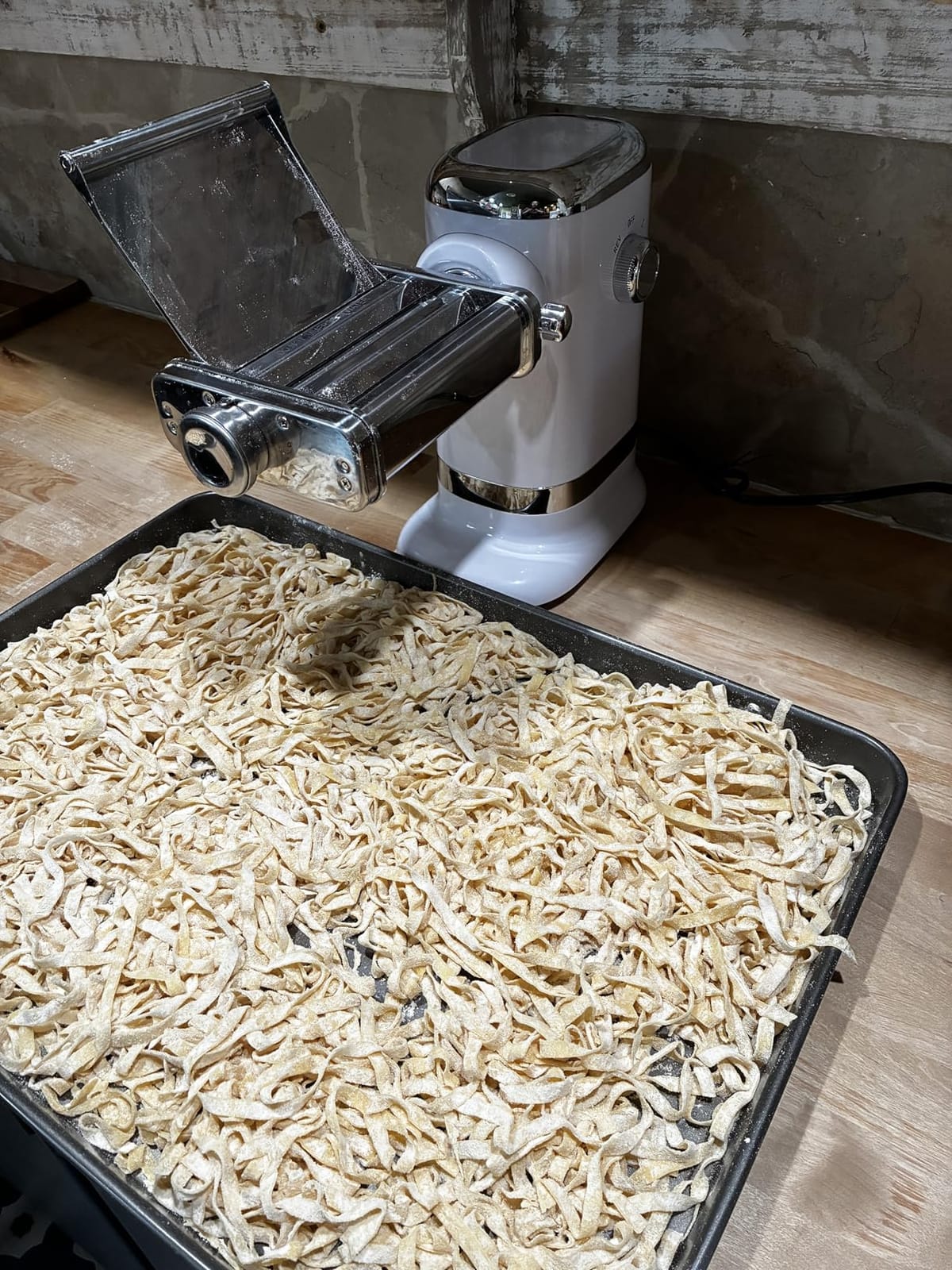 GVODE Electric Pasta Maker Machine, 3-in-1 Roller & Cutter, 700W | 8 Thickness Settings (0.4-2 mm), Stainless Steel Sheet Roller, Fettuccine & Spaghetti Cutters, 2 Speeds, Reverse & Brush customer photo 2