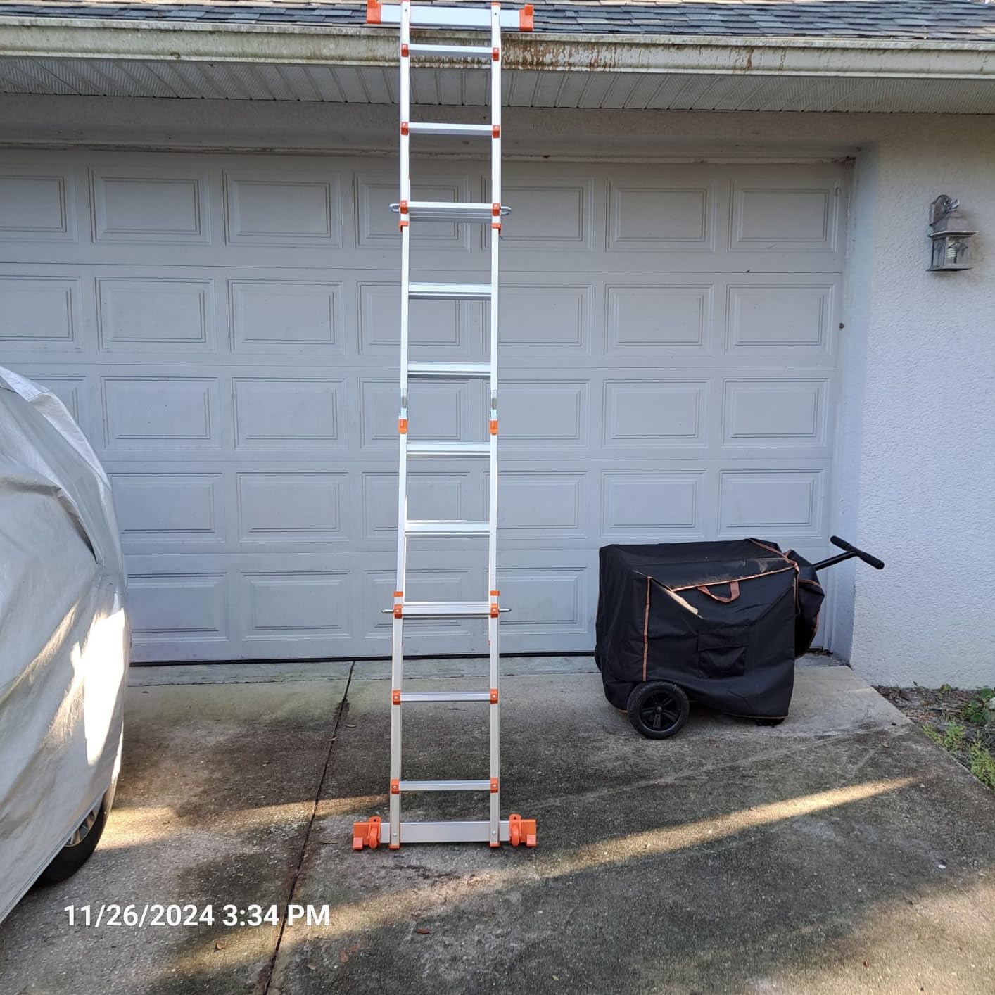 LEVELEVE Telescoping A Frame Ladder, 17FT Multi Position Ladder with Stabilizer Bar & Wheels,330 lbs Security Load for Stairs Home Indoor Outdoor Roof customer photo 1