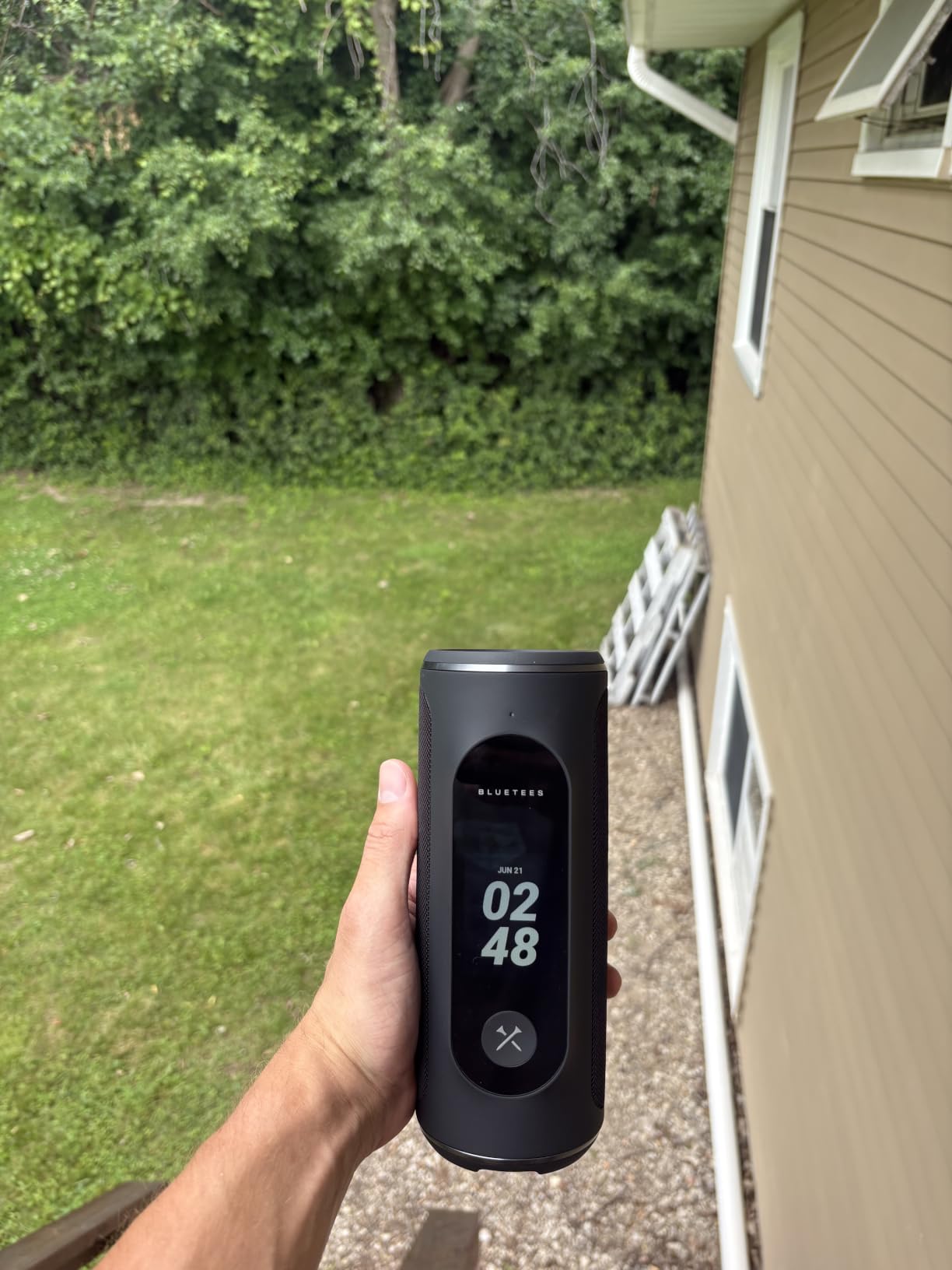 Blue Tees Golf Player Pro GPS Speaker, New 2026 Release, AI Powered Golf Speaker, 42,000+ Courses, Visual, Audible & Hazard Distances,10+ Hour Battery, Magnetic Mount, IP67 Waterproof customer photo 2