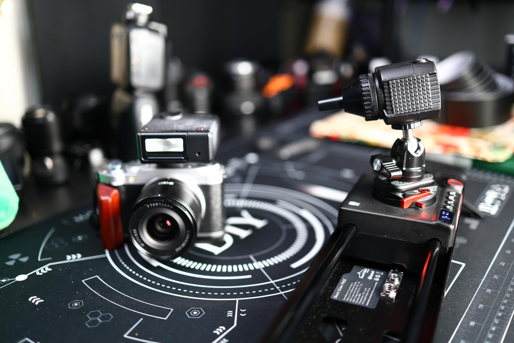 IFOOTAGE Pico Motorized Camera Slider, 2-Axis Electric Slider with 360° Pan, APP Control, NFC One-Tap, Time Lapse, Stop Motion, Compatible with DJI Pocket 3/Action 5/6, for Vlog & Video Recording customer photo 1