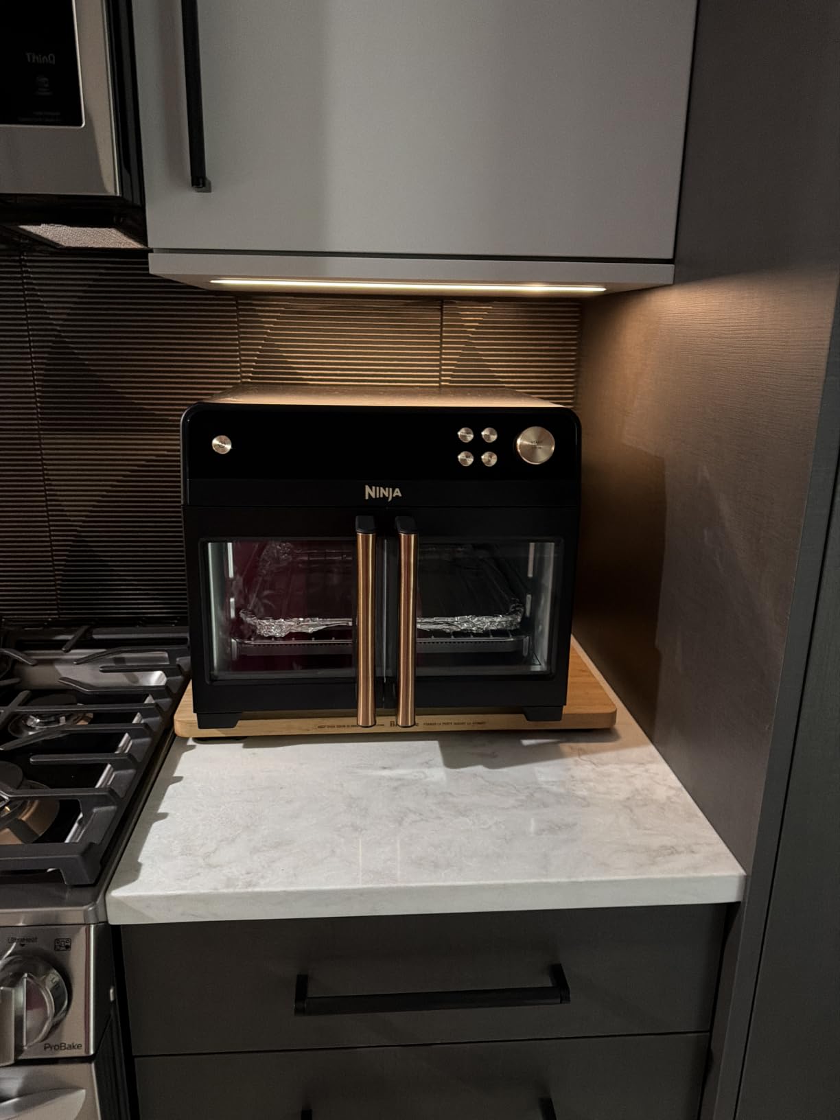 Ninja French Door Premier Air Fry Oven, 10-in-1, Black, FO101BK customer photo 2