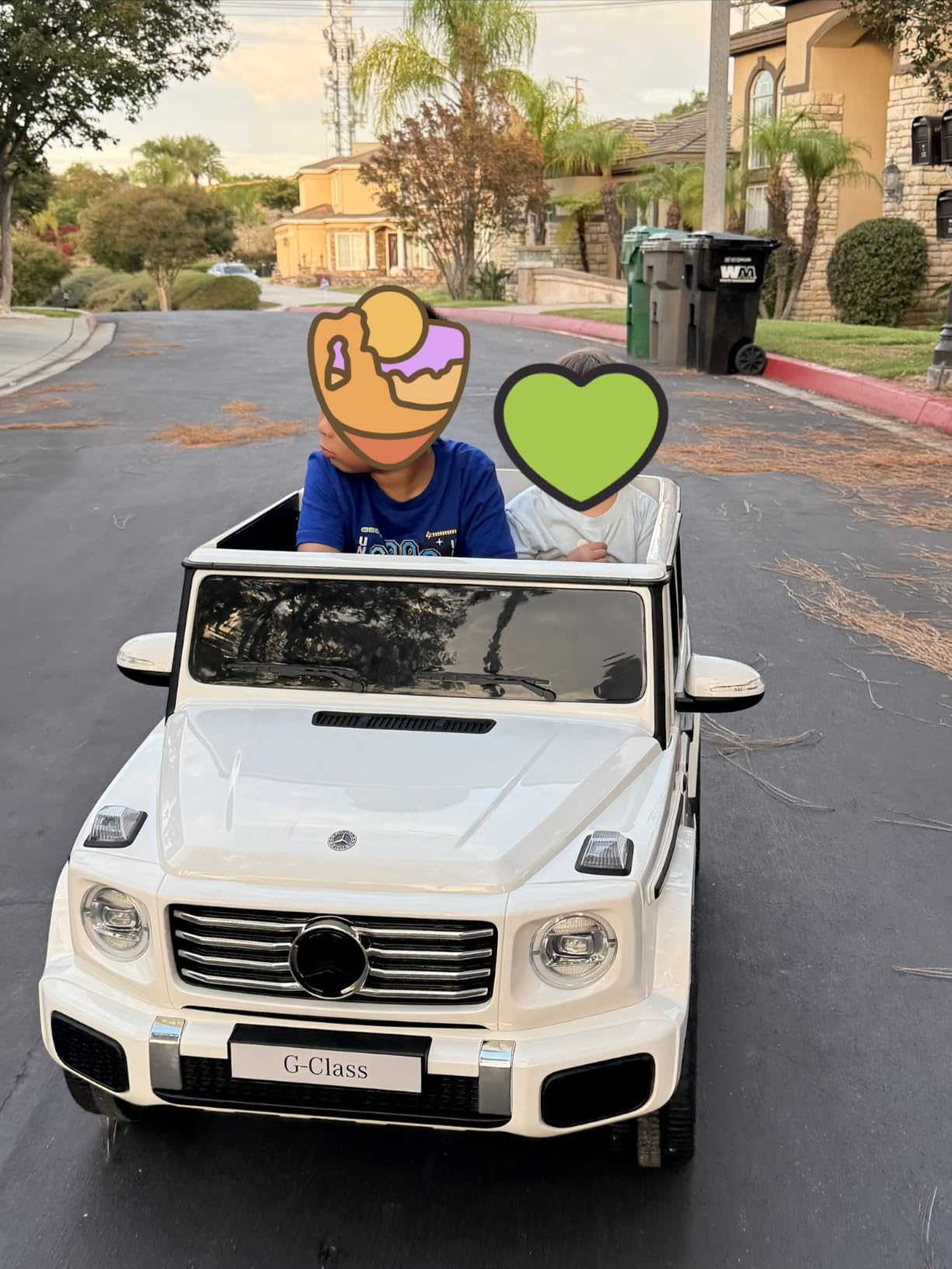 ELEMARA 2 Seater 24v Ride on Toys for Big Kids, Mercedes Benz G-Class G500 Kids Car, Toddler Electric Car w/Remote Control, Electric Vehicle to Drive, Bluetooth, Music & Horn, Low Battery Prompt, White customer photo 1