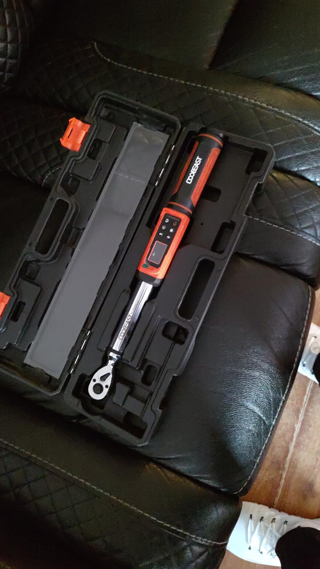Digital Torque Wrench 3/8 Drive, Preset Value (1.5-99.5Ft-lbs./2-135 Nm) | Buzzer and LED Alert, ±2% High Accuracy, 72-Tooth, Quick Release, Reversible, Large Screen, for Bike Motorcycle, Gift for Men, DIY customer photo 1