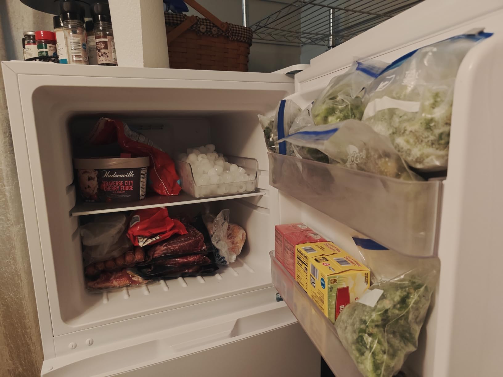 TCL 11.6 Cu. Ft. Counter-Depth Refrigerator with Freezer, Silver | Frost Free Energy Efficient customer photo 2