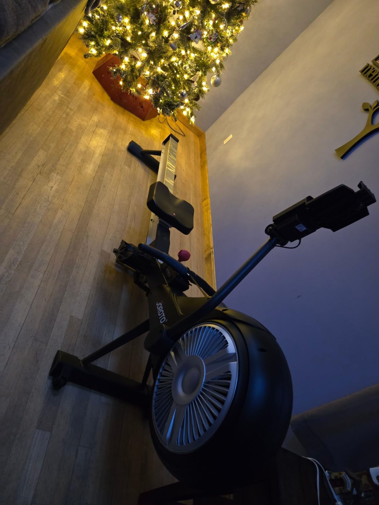 JOROTO Water Rowing Machines for Home, Foldable Rowing Machine with 400LBS Weight Capacity, Dedicated Monitor & Bluetooth APP, Large Water Tank & Comfortable Seat for Immersive Water Rower customer photo 1