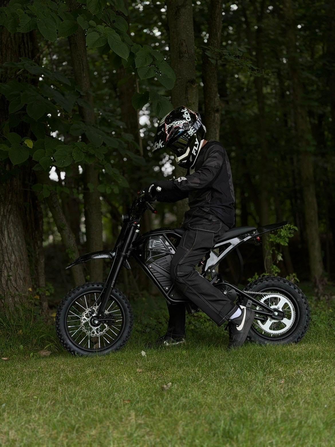 Nova Mini Electric Dirt Bike for Teens Adults, 46mph 3500W Peak Mid-Drive Motor, 48V 23Ah Battery 53-Mile Range, Hydraulic Nitrogen Dual Shock Absorbers, BK customer photo 2