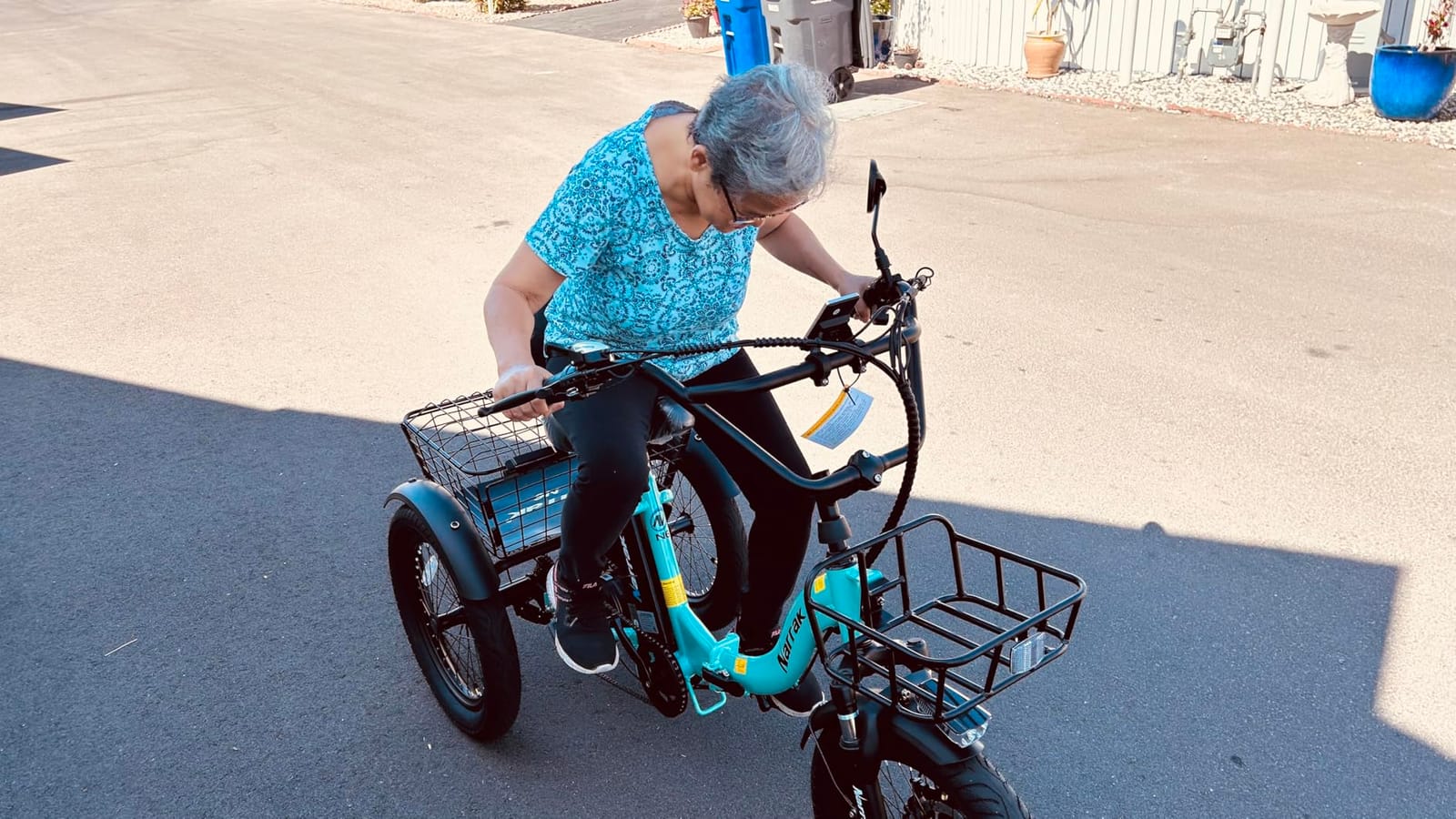 Electric Tricycle for Adults,Fat Tire Folding Electric Trike,3 Wheels Electric Bicycle Bikes, Peak 1100W Step-Thru Etrike with Removable Battery and Large Basket customer photo 1