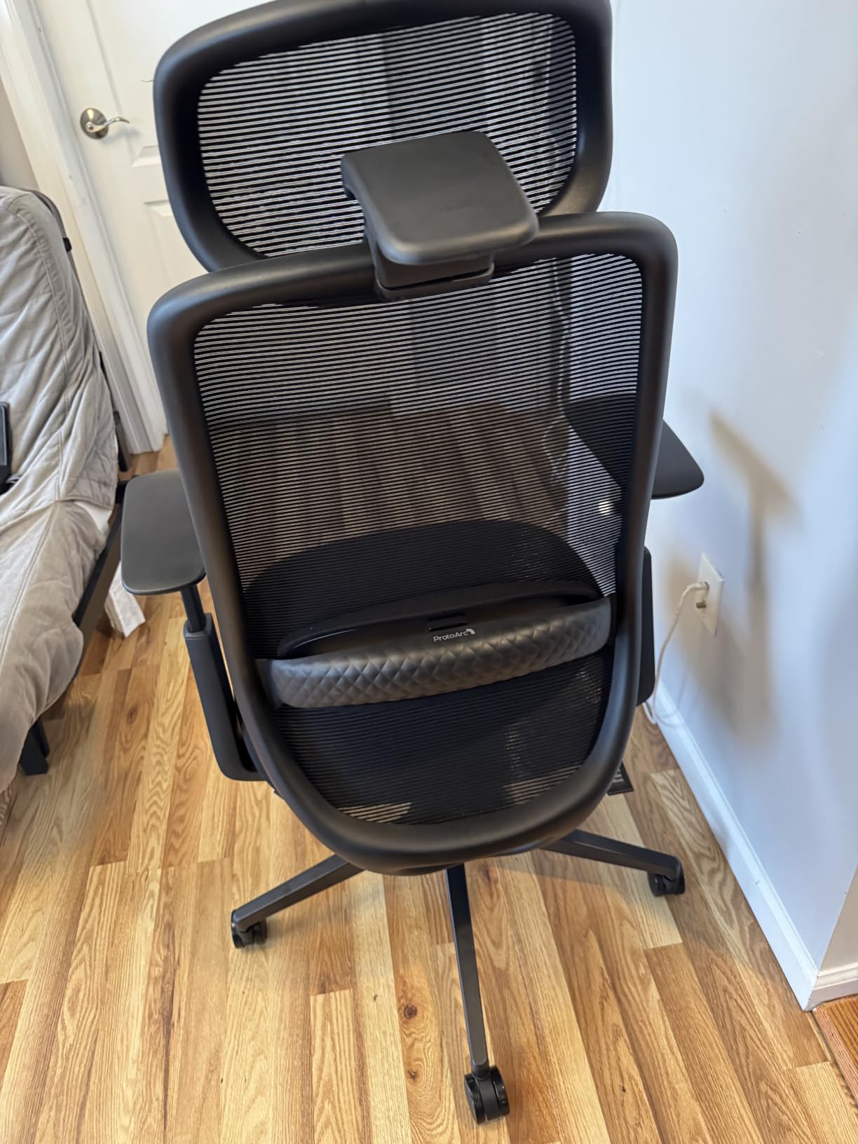 ProtoArc EC200 Ergonomic Office Chair with Adjustable Seat Depth | Lumbar Support, High-Back, Mesh Desk Chair, Home Office 8+ Long Hours Sitting, For Remote Workers & Programmers customer photo 2