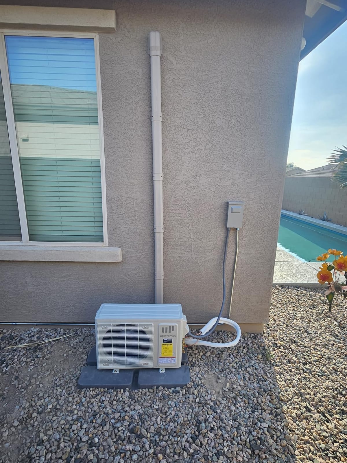 Upstreman 12,000 BTU DIY Mini Split AC & Heat Pump 230V, No Vacuum Required | Pre-Charged System, 18 SEER2 Ductless Inverter Mini Split, Easy DIY Install for Rooms up to 750 Sq.Ft, WiFi (IY12-230) customer photo 2