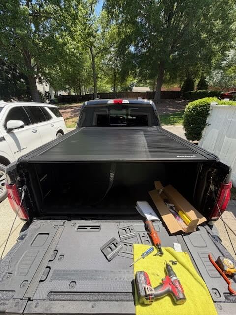 Retractable Hard Tonneau Cover for Ford F-150 2015-2026 6.5 Ft (78.9