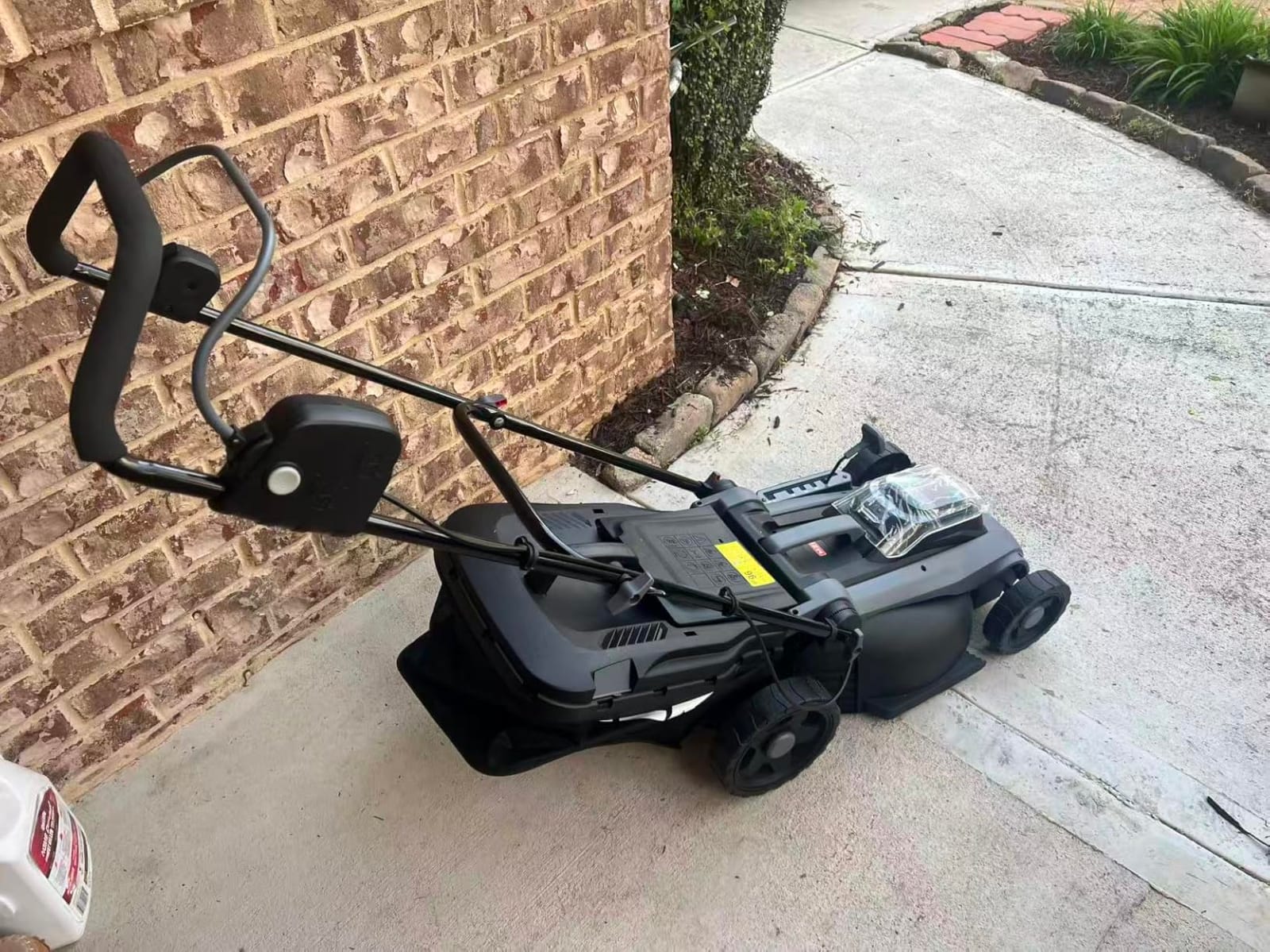 MZK 40V 16-Inch 2-in-1 Lawn Mower, Brushless Cordless Push Mower customer photo 1