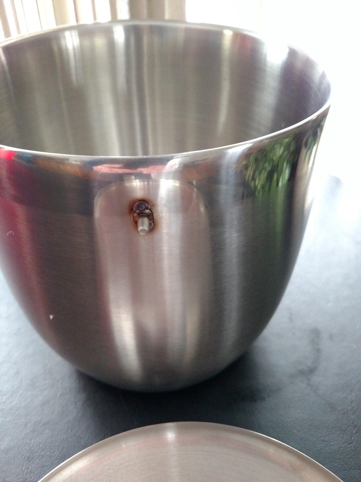 OGGI Double Wall Stainless Steel Ice Bucket - Insulated Ice Bucket with Elegant Steel Lid, Classic Handles & Stainless Steel Ice Tongs - Great for Home Bar, Chilling Beer, Champagne and Wine - 3 qt customer photo 1