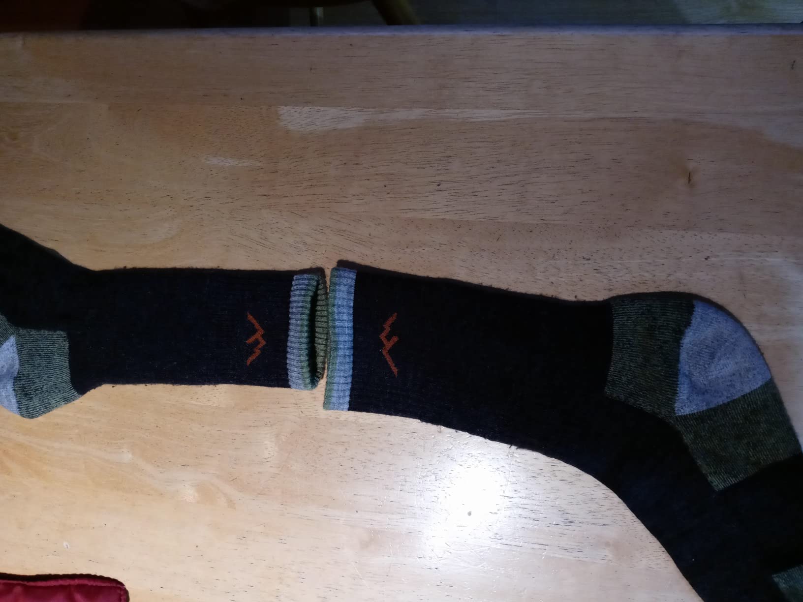 Darn Tough Vermont Men's Hiker Midweight Micro Crew Sock customer photo 1
