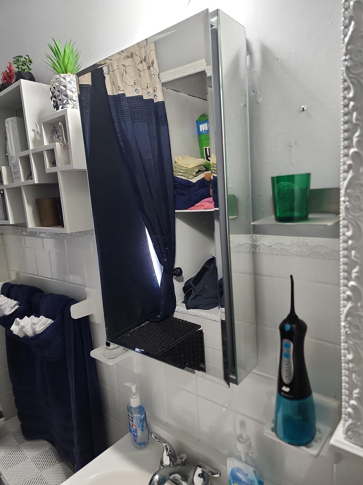 Kohler CB-CLC1526FS Frameless Bathroom Mirror Medicine Cabinet, Single Door, Rectangular Beveled Edge Frame, Bathroom Cabinet Mirror, Adjustable Shelves, 15 in. W x 26 in. H customer photo 1
