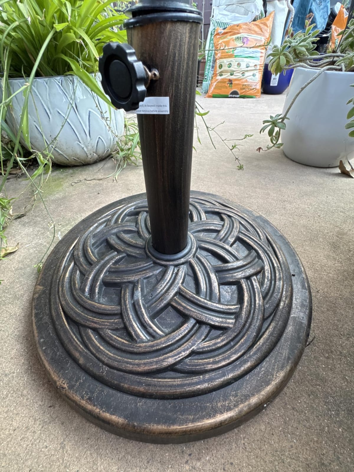 UBP18181-BR 18-Inch Cast Stone Umbrella Base, Made from Rust Free Composite Materials, Bronze Powder Coated Finish customer photo 2