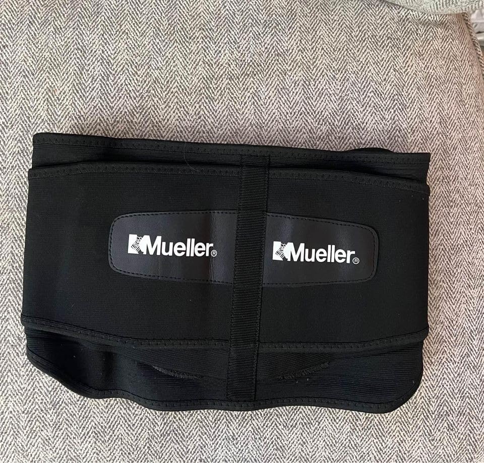 MUELLER Sports Medicine Lumbar Back Brace with Removable Pad, Ideal for Upper and Lower Back Pain, Relief & Support for Men and Women, Strains, Sciatica, Scoliosis customer photo 2