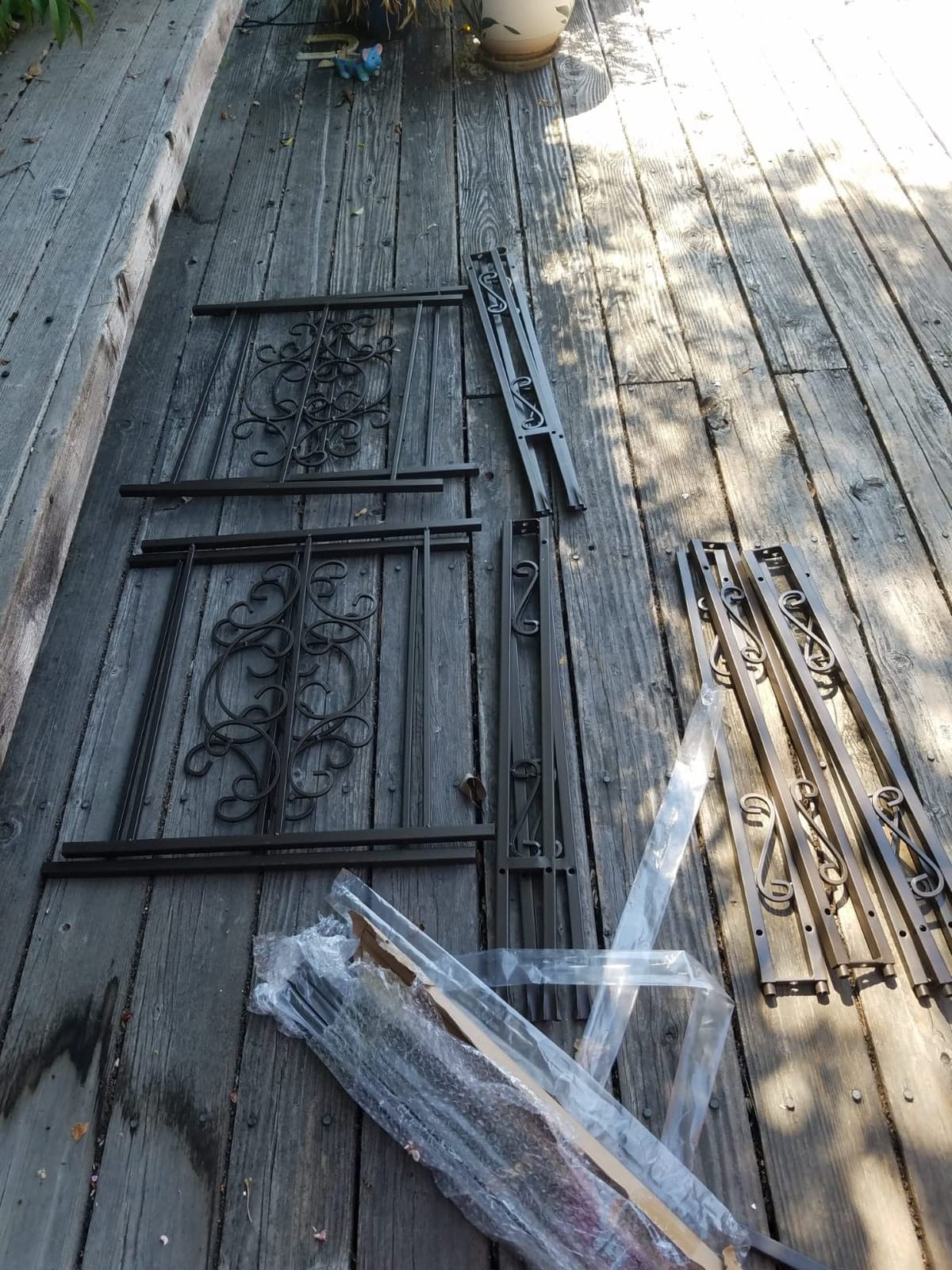 Plow & Hearth Arch Metal Outdoor Garden Arbor | Montebello | 7 Feet Tall customer photo 2