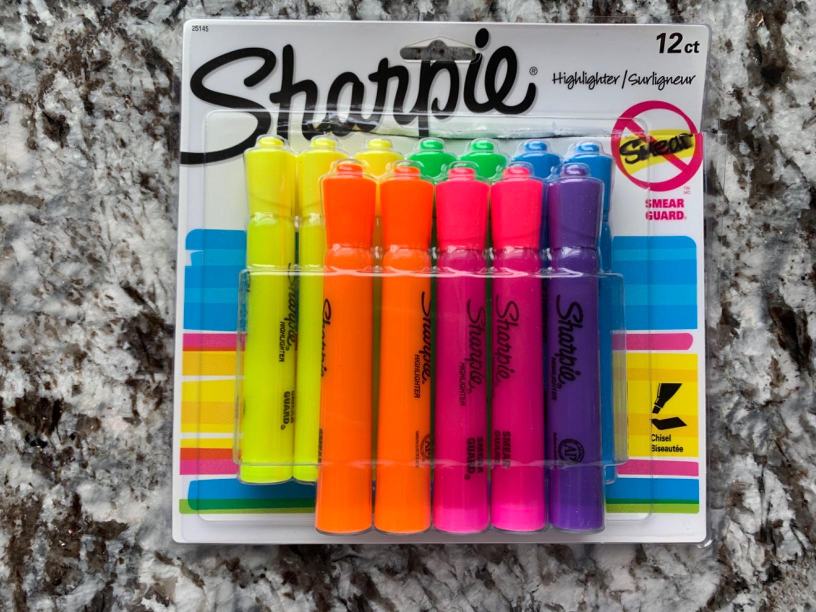 Sharpie Tank Highlighters, Assorted Colors, Chisel Tip, Back to School Essentials, Teacher & Office Supplies, Smear-Resistant, 12-Pack customer photo 1