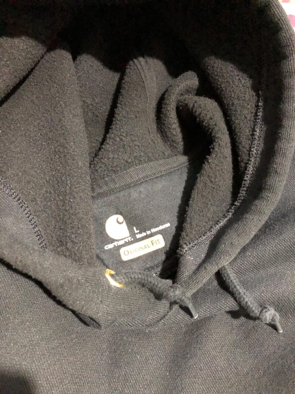 Carhartt Men's Iconic K288 Logo Sweatshirt Closeout customer photo 2