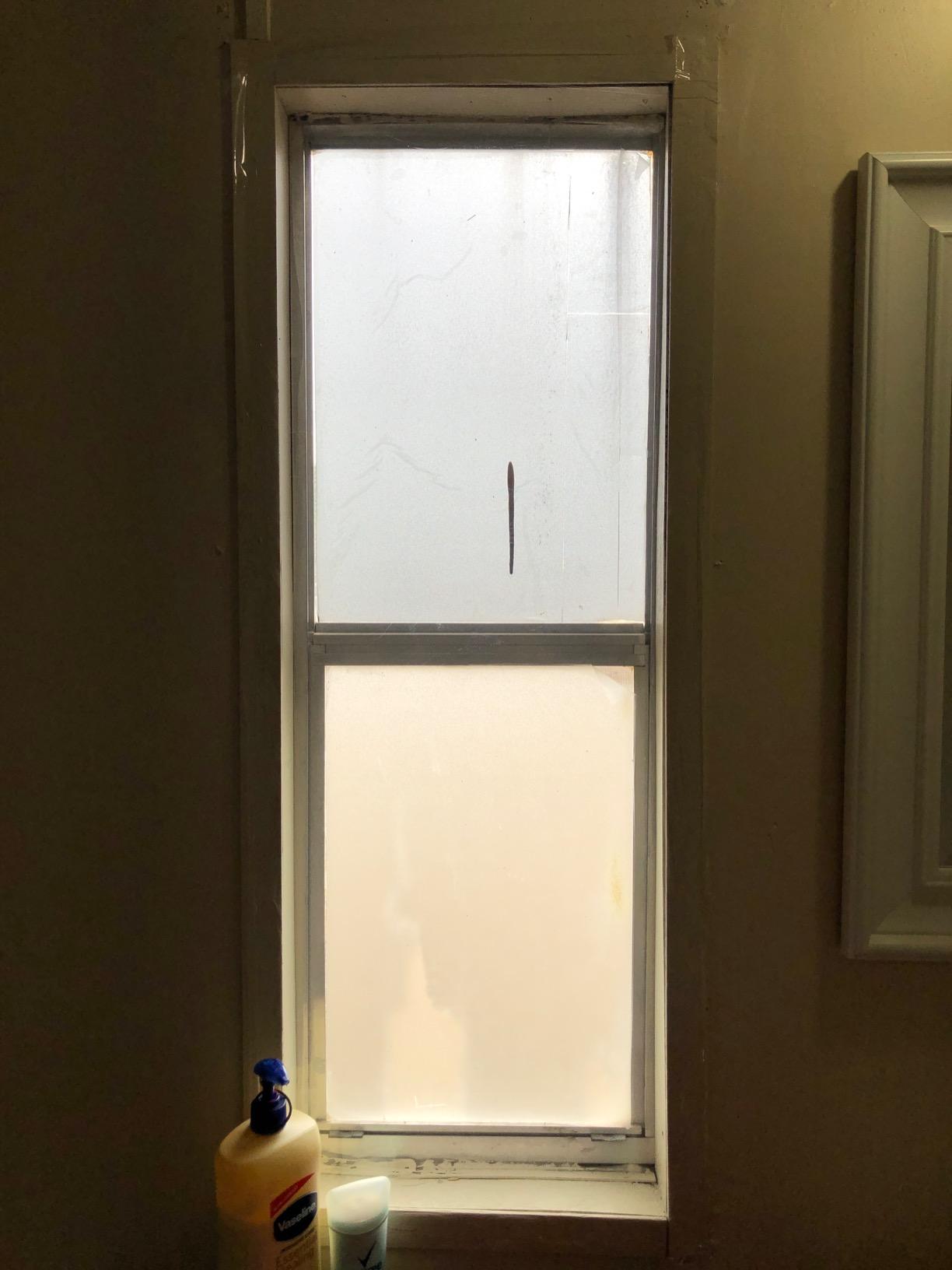 Duck Brand Indoor 10-Window Shrink Film Insulator Kit, 62-Inch x 420-Inch, 286216 customer photo 2