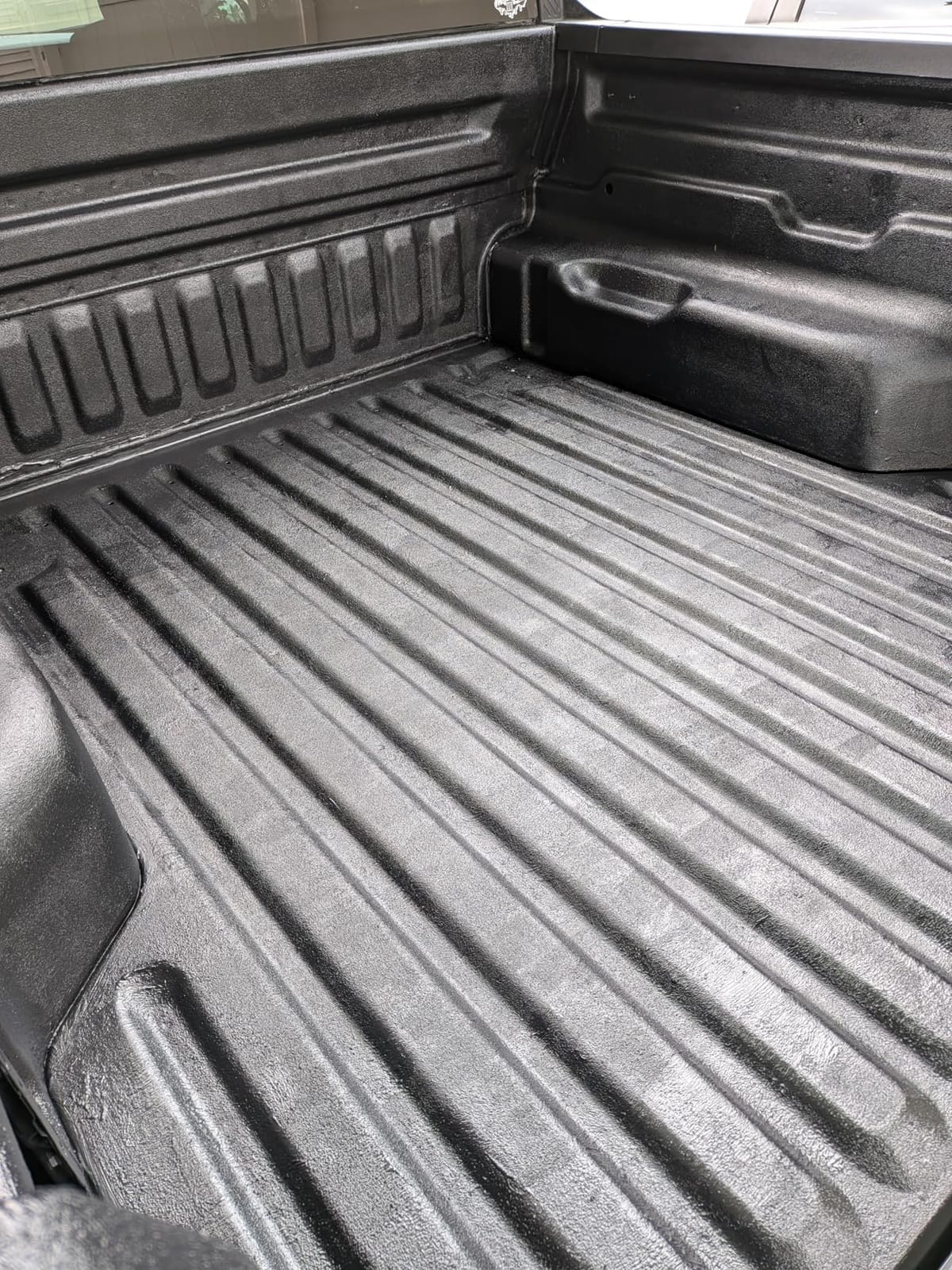 RAPTOR U-POL Black 0820V Bed Liner Kit - 4 Quarts | 2K Urethane, UV Resistant Protective Coating, DIY Spray-On Truck Bed Liner customer photo 2