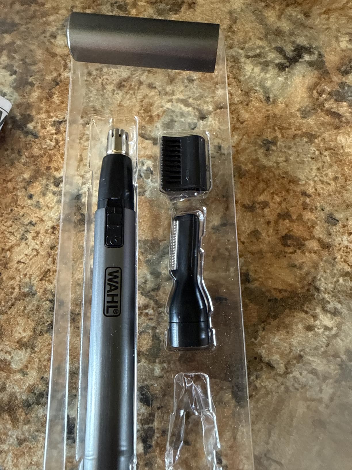Wahl Micro Groomsman Battery Personal Trimmer for Eyebrows, Nose & Ear - Model 5640-600 customer photo 2