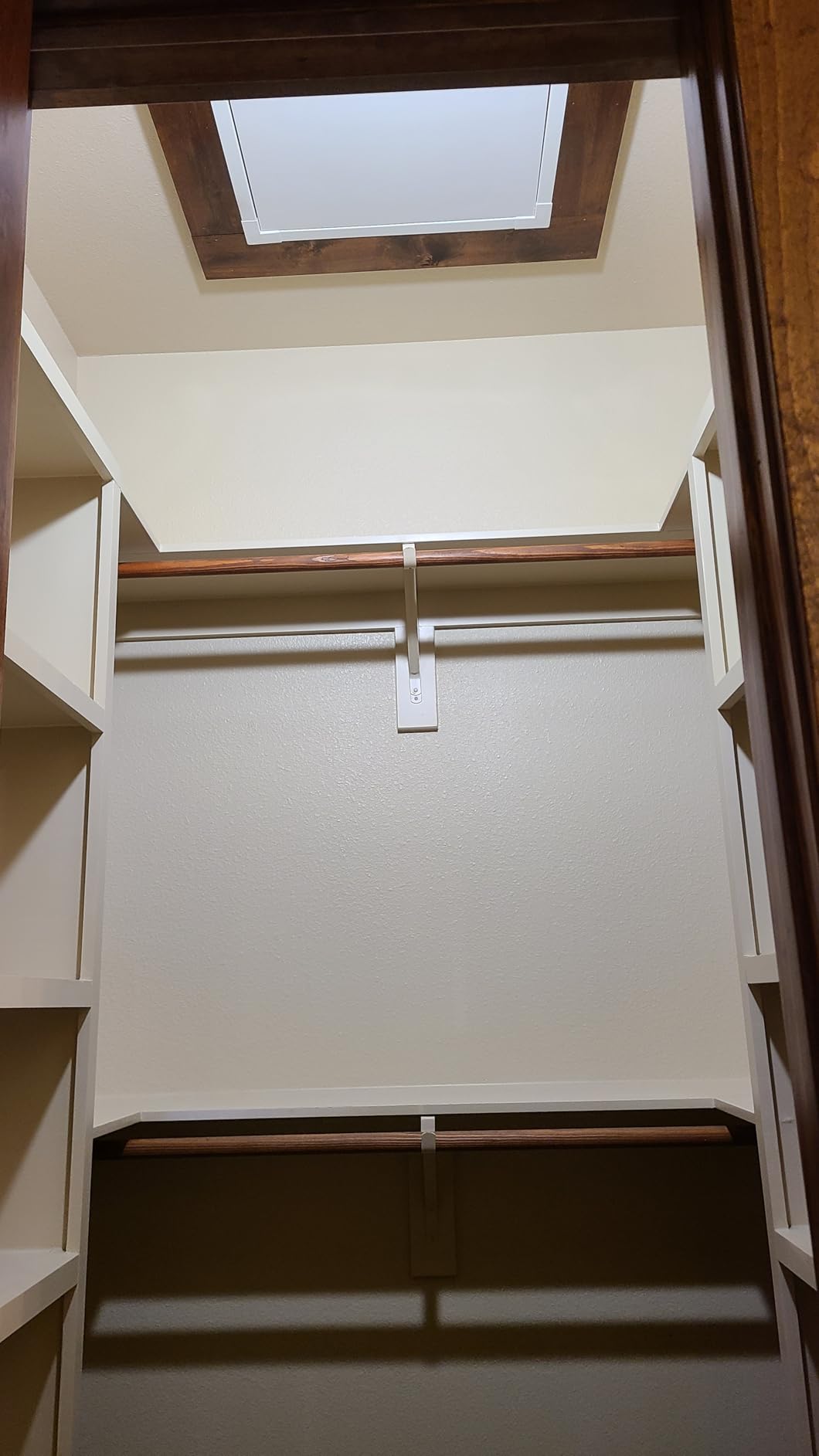 FAKRO LST 860432 Insulated Steel Scissor Attic Ladder for 27-Inch x 31-Inch Rough Openings customer photo 2