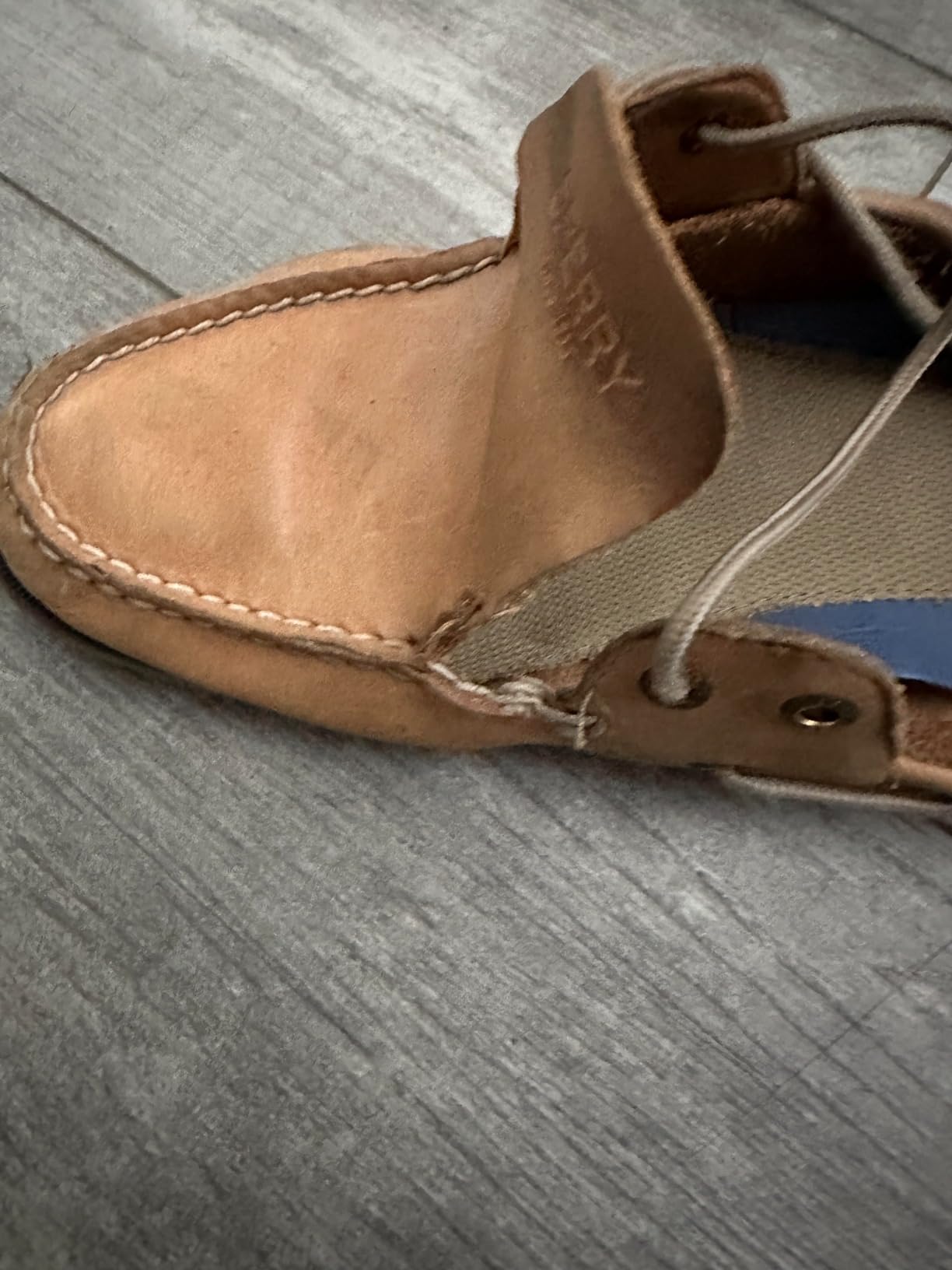 Sperry Men's Leeward 2-Eye Leather Boat Shoe customer photo 1