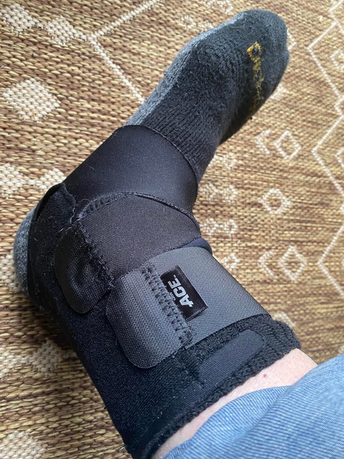 ACE Deluxe Ankle Stabilizer, Adjustable, Black, 1/Pack customer photo 2