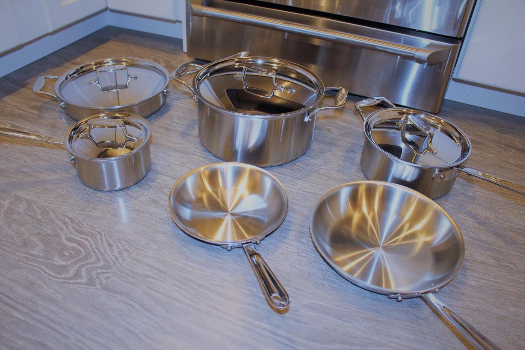 All-Clad D5 Stainless Steel Core 10 Piece Cookware Set- Made in USA- The Upgrade for Supremely Even Heat- Includes Frying Pans, Saucepan, Sautépan, Stockpot -Oven Safe & Induction Compatible customer photo 2