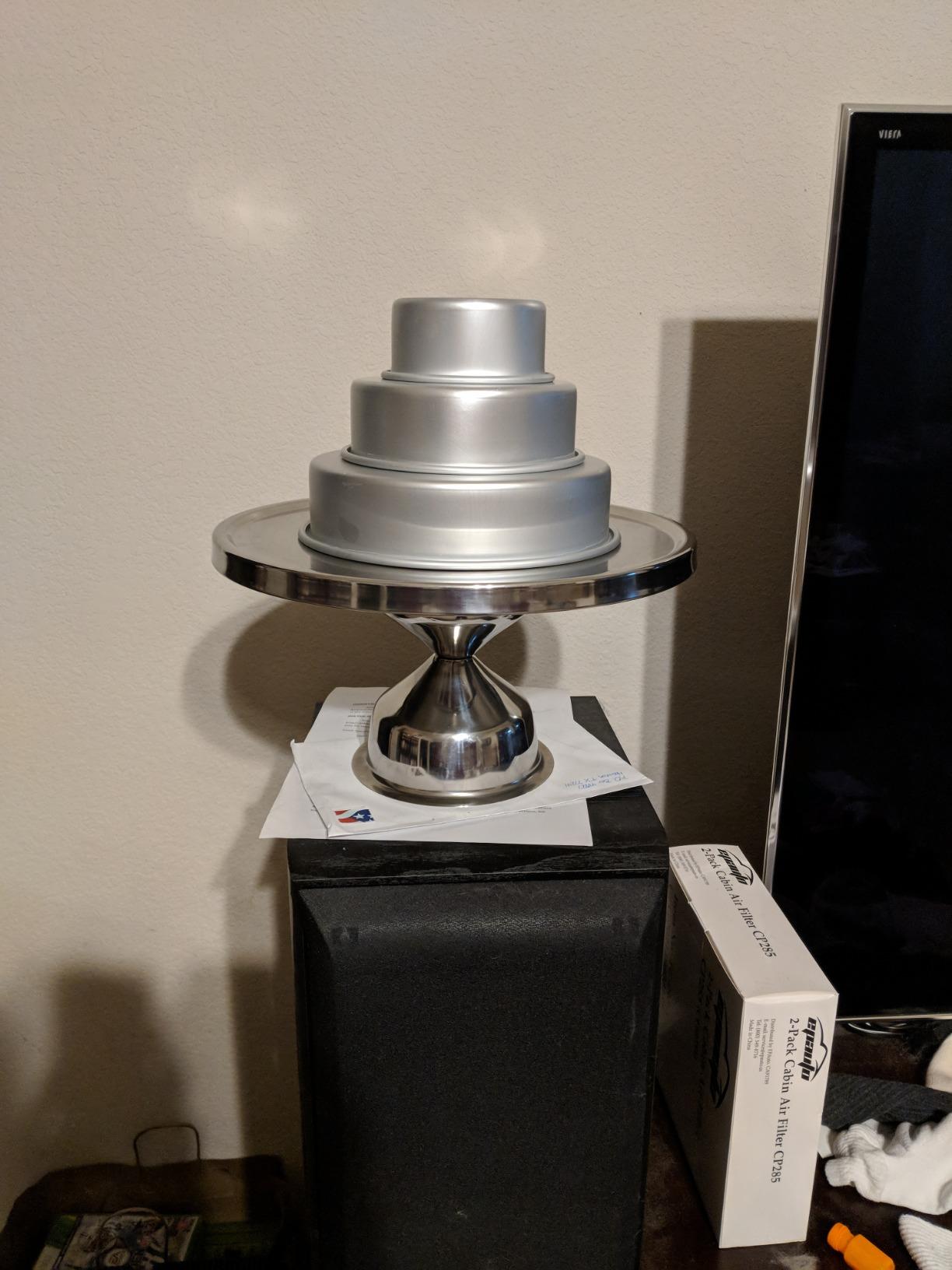 Winco Stainless Steel Round Cake Stand, 13-Inch customer photo 1