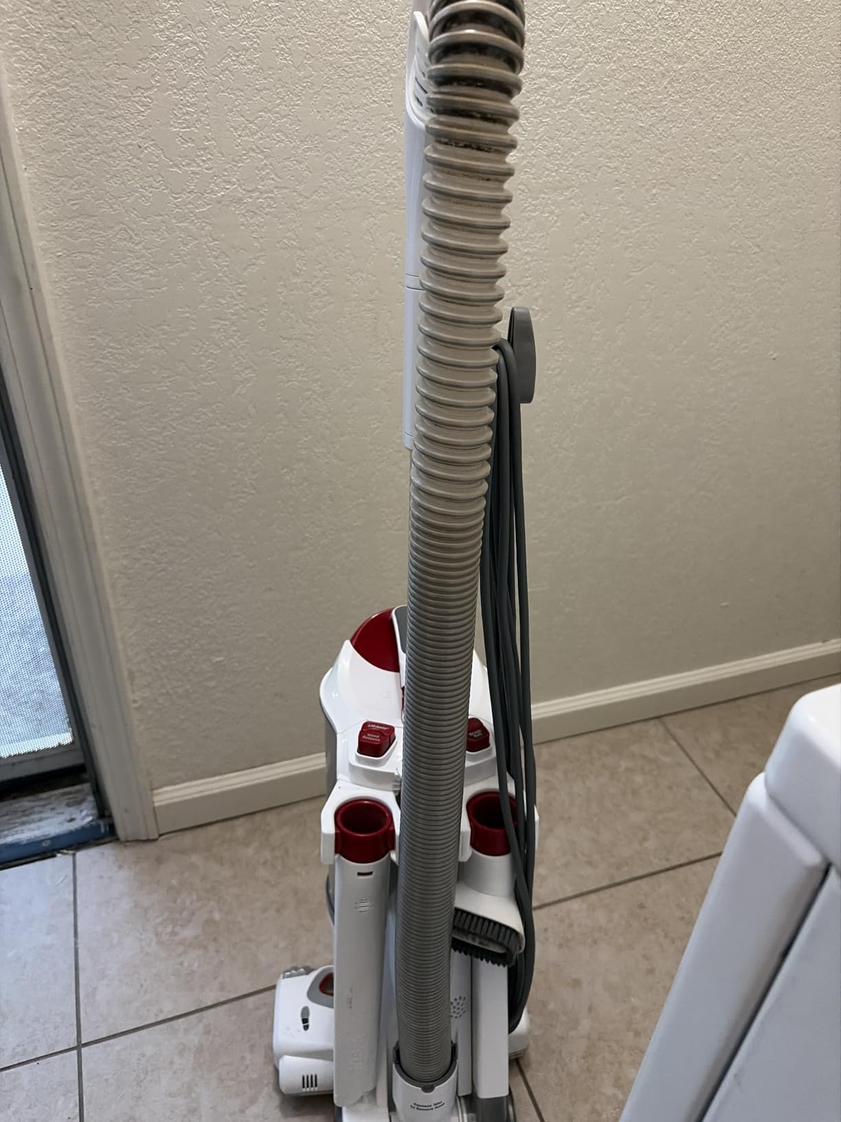 Shark Rotator Lift-Away Upright Vacuum with HEPA Filter, White/Red, NV501 | Lift-Away Pod, 0.9-Qt Dust Cup, Swivel Steering, LED Headlights, Wide Upholstery Tool, Dusting Brush and Crevice Tool customer photo 1