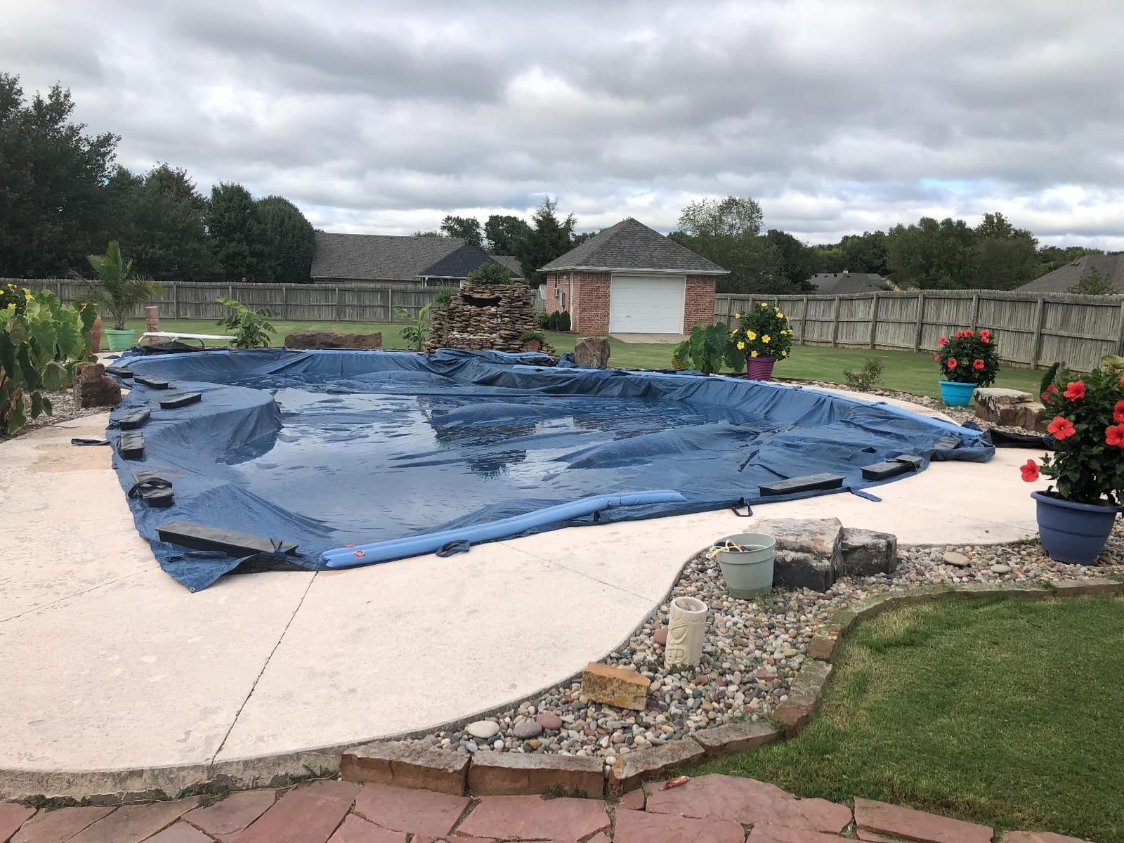 Robelle 20 x 40 ft Heavy Duty Super Winter Pool Cover for Inground Pools | Blue Pool Cover, 5 ft Overlap (25 x 45ft Cover Size), Solid 8 x 8 Scrim, 2.36 oz/yd2, 10-Year Warranty, Style: 352040R customer photo 2